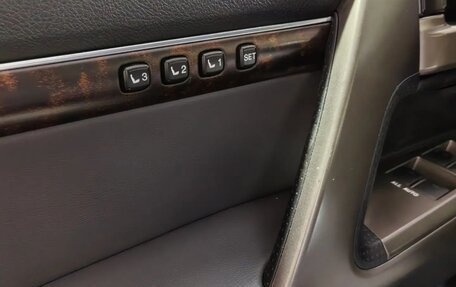 Toyota Land Cruiser 200, 2010 год, 3 499 999 рублей, 14 фотография