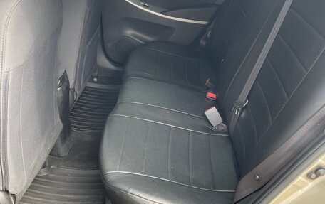 Hyundai Solaris II рестайлинг, 2012 год, 660 000 рублей, 11 фотография