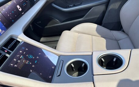 Porsche Taycan I, 2022 год, 17 000 000 рублей, 14 фотография
