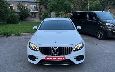 Mercedes-Benz E-Класс, 2018 год, 3 250 000 рублей, 6 фотография
