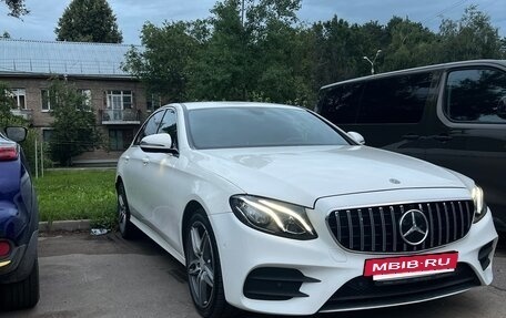 Mercedes-Benz E-Класс, 2018 год, 3 250 000 рублей, 2 фотография