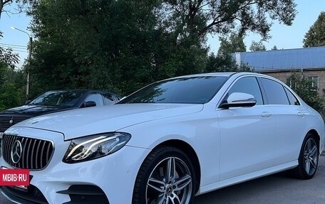 Mercedes-Benz E-Класс, 2018 год, 3 250 000 рублей, 14 фотография