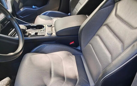 Volkswagen Touareg III, 2019 год, 4 200 000 рублей, 15 фотография
