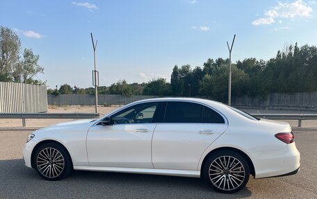 Mercedes-Benz E-Класс, 2021 год, 4 250 000 рублей, 3 фотография
