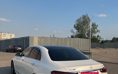 Mercedes-Benz E-Класс, 2021 год, 4 250 000 рублей, 4 фотография