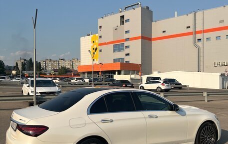 Mercedes-Benz E-Класс, 2021 год, 4 250 000 рублей, 15 фотография