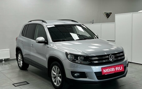 Volkswagen Tiguan I, 2016 год, 1 690 000 рублей, 2 фотография