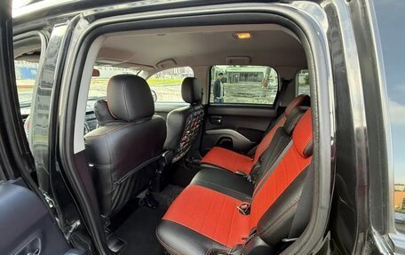 Mitsubishi Outlander III рестайлинг 3, 2007 год, 1 250 000 рублей, 14 фотография