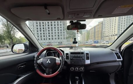 Mitsubishi Outlander III рестайлинг 3, 2007 год, 1 250 000 рублей, 10 фотография