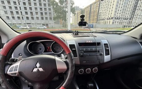 Mitsubishi Outlander III рестайлинг 3, 2007 год, 1 250 000 рублей, 12 фотография