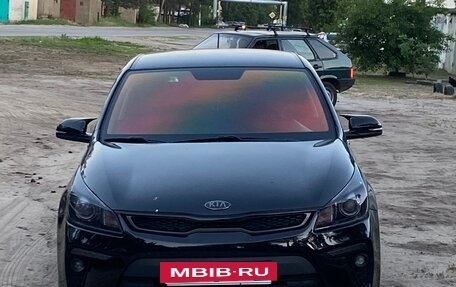 KIA Rio IV, 2018 год, 1 200 000 рублей, 2 фотография