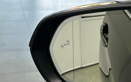 Lexus RX IV рестайлинг, 2021 год, 5 690 000 рублей, 9 фотография