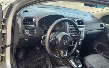Volkswagen Polo VI (EU Market), 2013 год, 590 000 рублей, 10 фотография