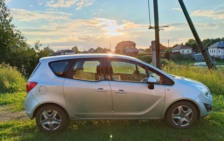 Opel Meriva, 2012 год, 600 000 рублей, 4 фотография