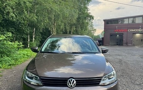 Volkswagen Jetta VI, 2013 год, 1 050 000 рублей, 16 фотография