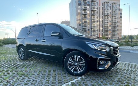 KIA Carnival III, 2019 год, 2 650 000 рублей, 12 фотография