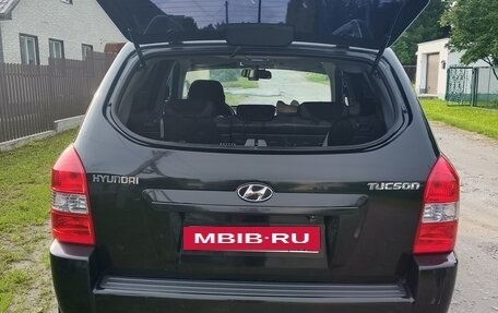Hyundai Tucson III, 2008 год, 700 000 рублей, 6 фотография