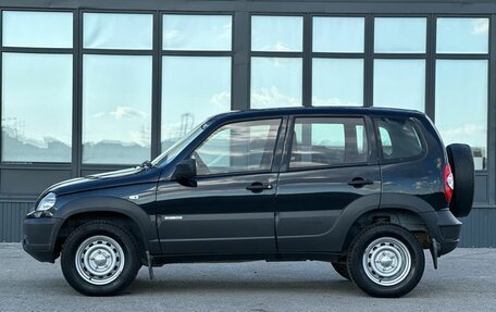 Chevrolet Niva I рестайлинг, 2018 год, 785 000 рублей, 3 фотография