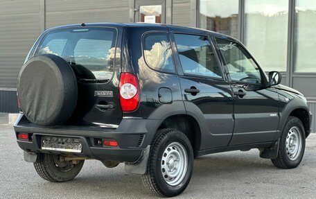 Chevrolet Niva I рестайлинг, 2018 год, 785 000 рублей, 6 фотография