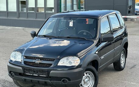 Chevrolet Niva I рестайлинг, 2018 год, 785 000 рублей, 10 фотография