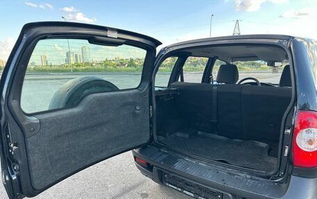 Chevrolet Niva I рестайлинг, 2018 год, 785 000 рублей, 21 фотография