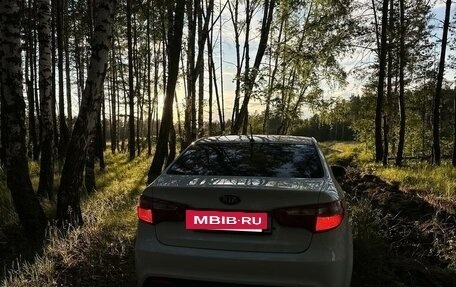 KIA Rio III рестайлинг, 2014 год, 1 000 000 рублей, 4 фотография