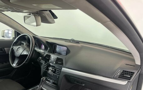 Mercedes-Benz E-Класс, 2010 год, 1 076 000 рублей, 10 фотография