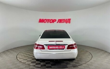 Mercedes-Benz E-Класс, 2010 год, 1 076 000 рублей, 6 фотография