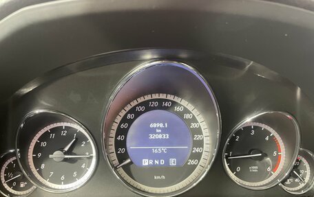 Mercedes-Benz E-Класс, 2010 год, 1 076 000 рублей, 15 фотография