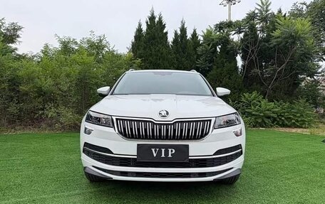 Skoda Karoq I, 2023 год, 2 244 906 рублей, 2 фотография