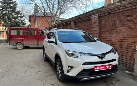 Toyota RAV4, 2018 год, 3 300 000 рублей, 1 фотография