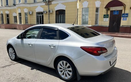 Opel Astra J, 2012 год, 930 000 рублей, 9 фотография