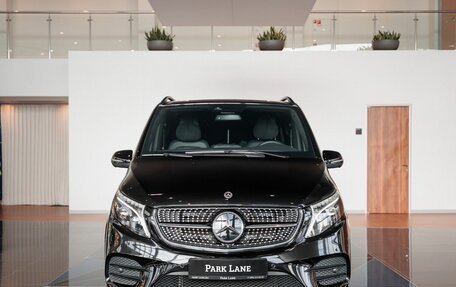 Mercedes-Benz V-Класс, 2023 год, 10 290 000 рублей, 3 фотография