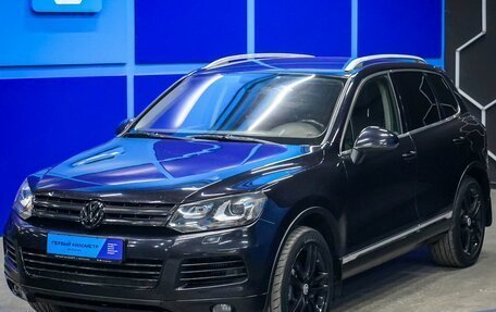 Volkswagen Touareg III, 2012 год, 1 730 000 рублей, 2 фотография