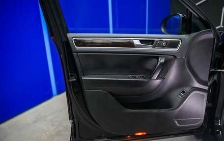 Volkswagen Touareg III, 2012 год, 1 730 000 рублей, 14 фотография