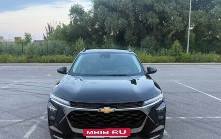 Chevrolet Trax, 2024 год, 2 100 000 рублей, 2 фотография