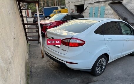 Ford Fiesta, 2015 год, 850 000 рублей, 4 фотография
