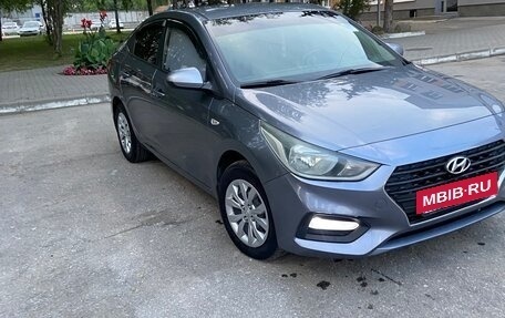 Hyundai Solaris II рестайлинг, 2018 год, 1 500 000 рублей, 2 фотография