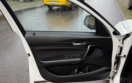 BMW 1 серия, 2017 год, 1 950 000 рублей, 11 фотография