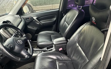 Toyota RAV4, 2005 год, 900 000 рублей, 9 фотография