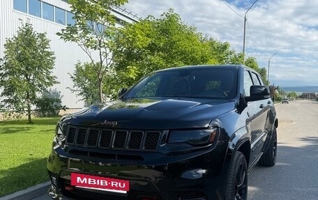 Jeep Grand Cherokee, 2018 год, 6 200 000 рублей, 7 фотография