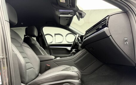 Volkswagen Touareg III, 2019 год, 5 397 000 рублей, 15 фотография