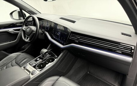 Volkswagen Touareg III, 2019 год, 5 397 000 рублей, 14 фотография