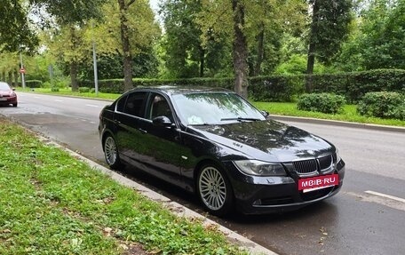 BMW 3 серия, 2006 год, 950 000 рублей, 2 фотография