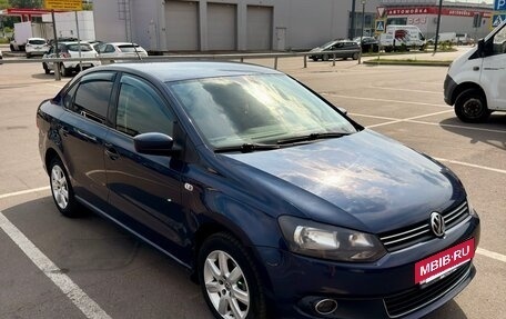 Volkswagen Polo VI (EU Market), 2013 год, 750 000 рублей, 3 фотография