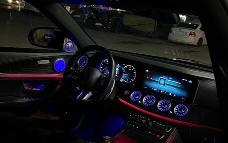 Mercedes-Benz E-Класс, 2021 год, 3 900 000 рублей, 9 фотография