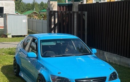 Toyota Altezza, 1999 год, 2 100 000 рублей, 3 фотография