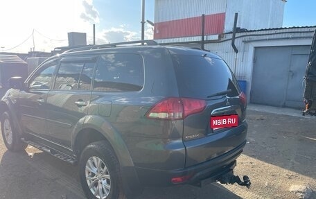 Mitsubishi Pajero Sport II рестайлинг, 2014 год, 2 100 000 рублей, 4 фотография