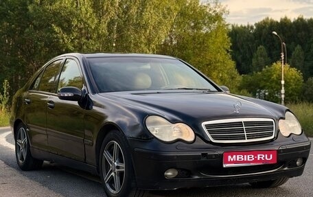 Mercedes-Benz C-Класс, 2001 год, 445 000 рублей, 1 фотография