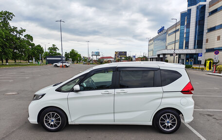 Honda Freed II, 2018 год, 1 699 000 рублей, 4 фотография